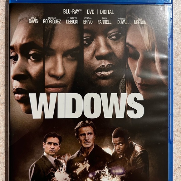 Widows Blu-ray Disc in Blue Case - Picture 1 of 3
